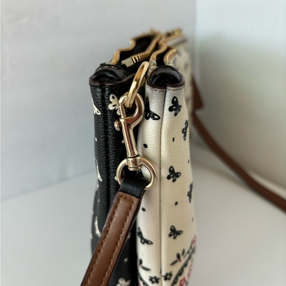Coach EUC Butterfly Bandanna Lyla Crossbody. - Picture 4 of 11